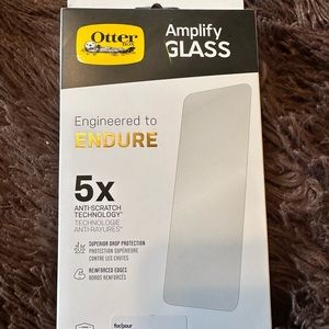 Otterbox Amplify Glass -iPhone 13 pro max